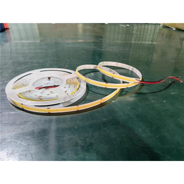 LED szalag COB 12V 14W/m 1430lm/m 6000K IP20